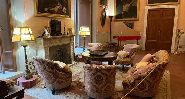 Sala dentro do Palazzo Doria Pamphilj