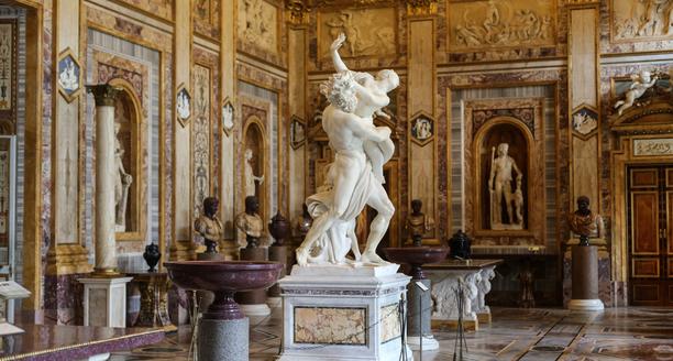 O Rapto de Prosérpina por Bernini na Galeria Borghese