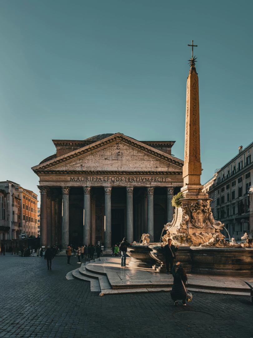 Panthéon et Fontaine du Panthéon