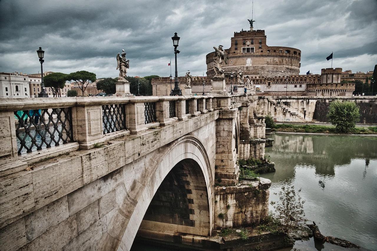 Castel Sant'Angelo de longe