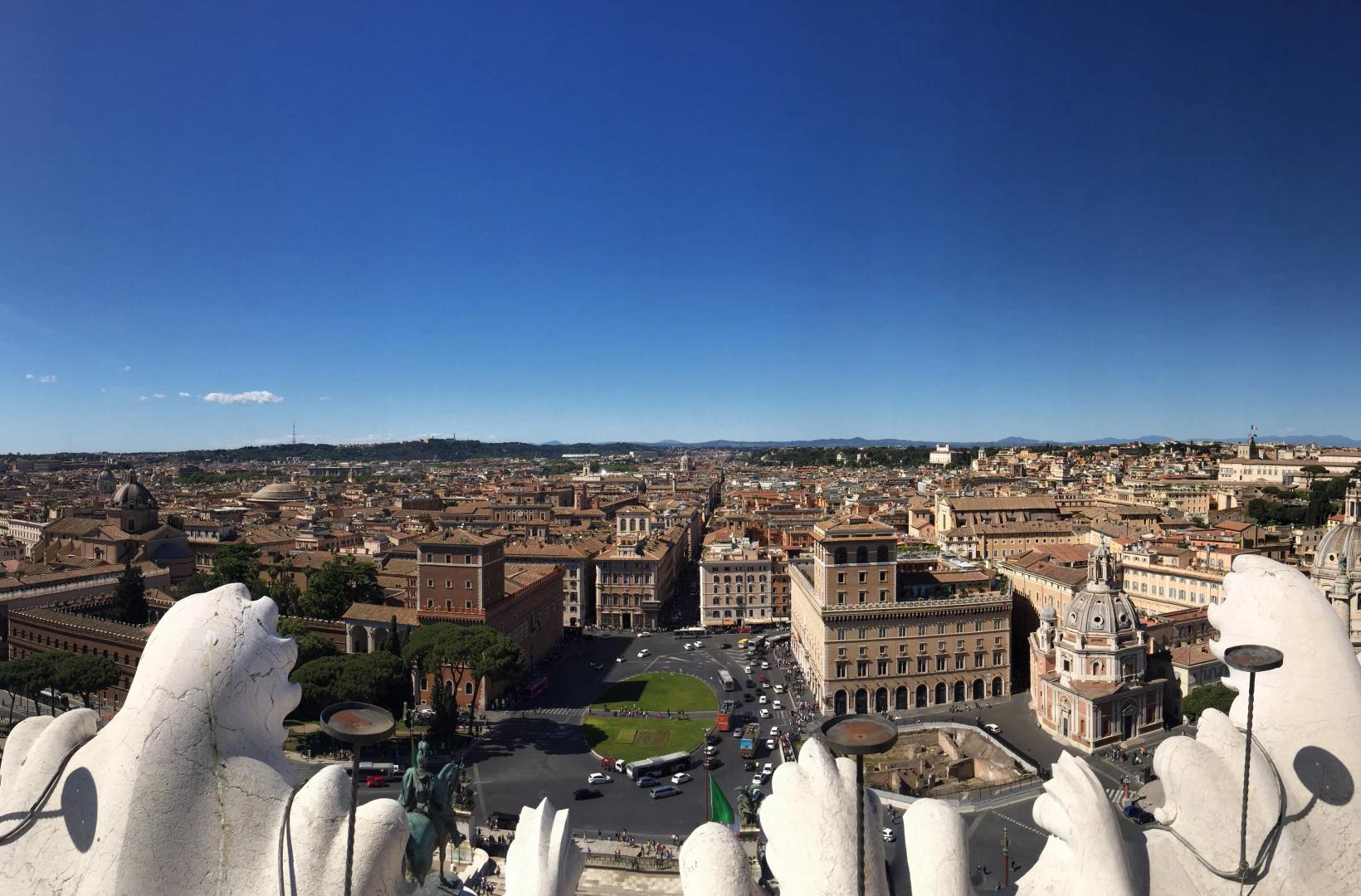 Vista panoramica dall'Altare della Patria