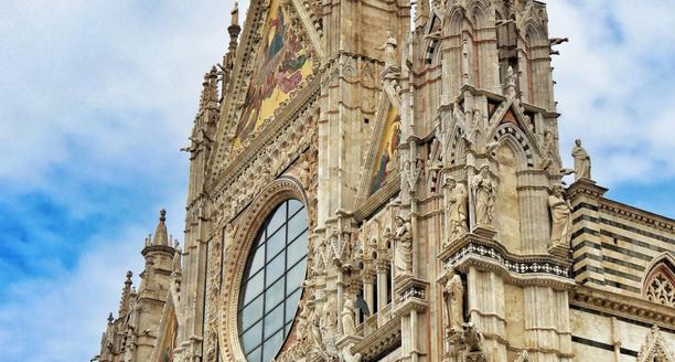 Façade supérieure de la Cathédrale de Sienne
