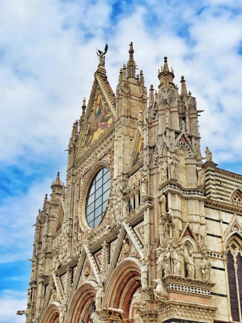 Obere Fassade der Kathedrale von Siena